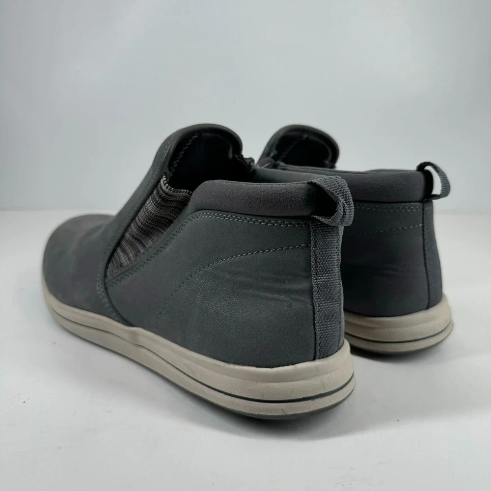 Clarks Cloudsteppers Breeze Clover Women's US 10W Grey Faux Nubuck Ankle Booties